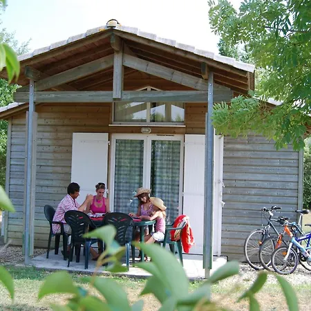 In France With Garden Terrace * Castelmoron-sur-Lot